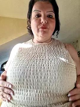 curvymilfxx990 — Freechat on StripChat