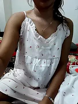 Cutie_Shruti — Oil Pussy fingring