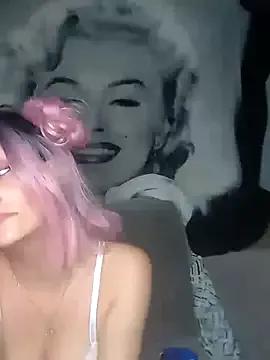 DaddyAndSplashQueen on StripChat 