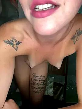 Daddyslut2_0 on StripChat 