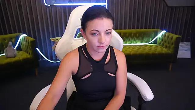 Dafni_Monn on StripChat