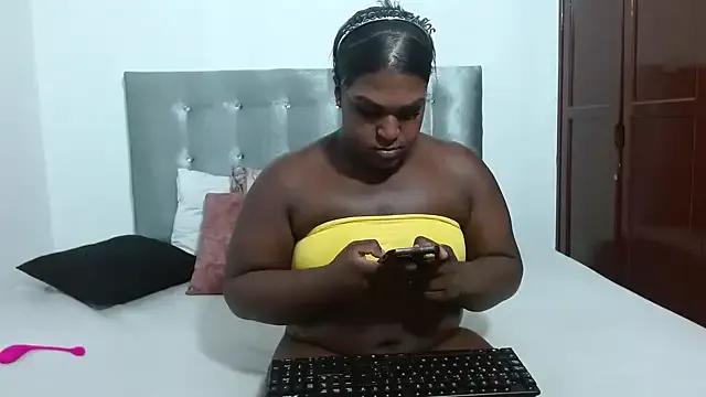 DaiishaWolf on StripChat 