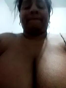 Dajanaaroa on StripChat