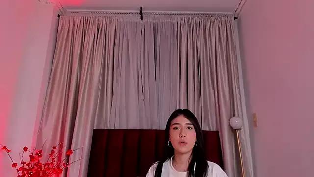 DannaHadid on StripChat 