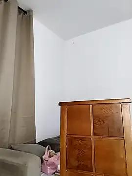 Danzel1105 on StripChat