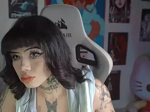 Deadly_Doll on StripChat 