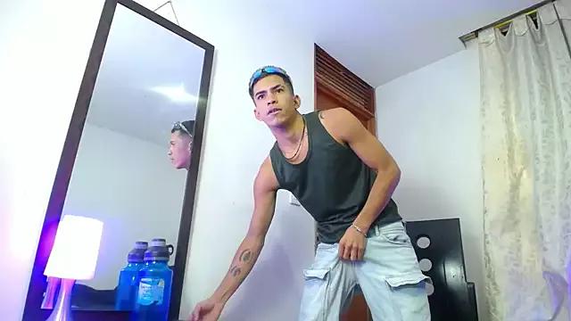 Dede_Leon on StripChat 