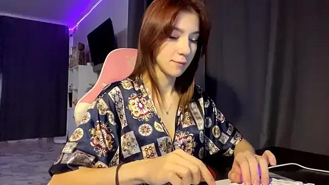 DedeTedrow on StripChat 