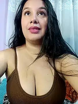Deina_bunny — Make me weet pussy