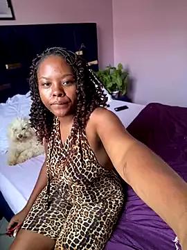 Dellah27 on StripChat 