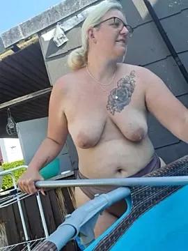 DERDIEDAS2022 on StripChat 