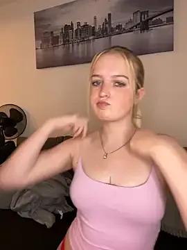 DieBlondeHannah — Twerk Slowly 