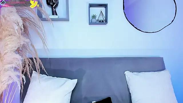 divine_amy1 on StripChat 