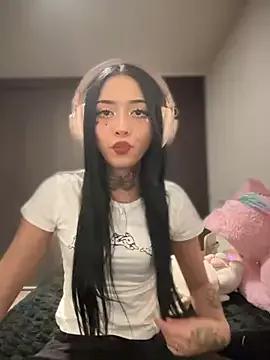 DOLL_ANDY on StripChat 