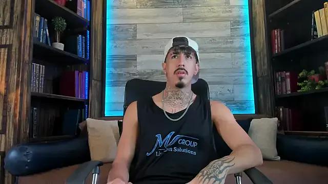 Donovan_Desmond on StripChat 