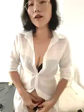 doudou0730 on StripChat 