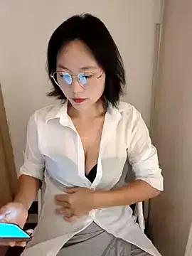 doudou0730 on StripChat
