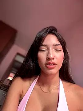 DulceLenns on StripChat