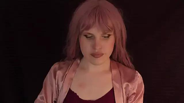 EffieMinki on StripChat 