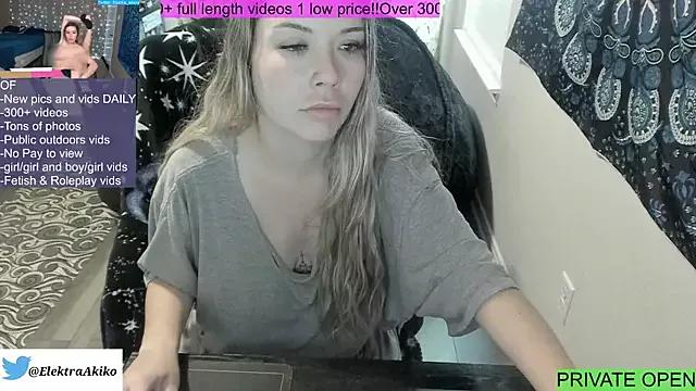 ElektraExotic on StripChat 