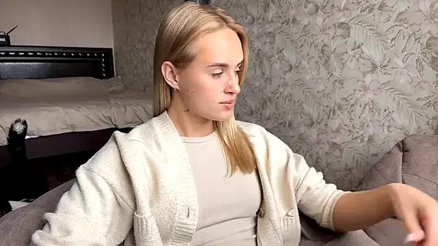 ElisabetLorney on StripChat
