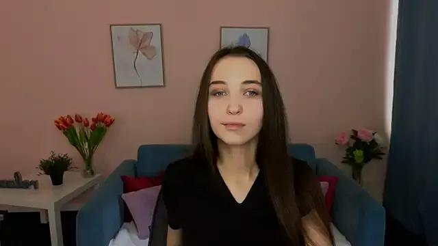 EllaSteele on StripChat 