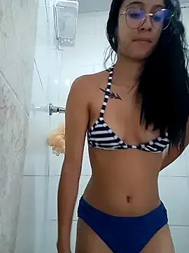 Ellie_saenz — Pussy game