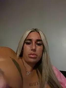 EllieMaeBaby on StripChat 