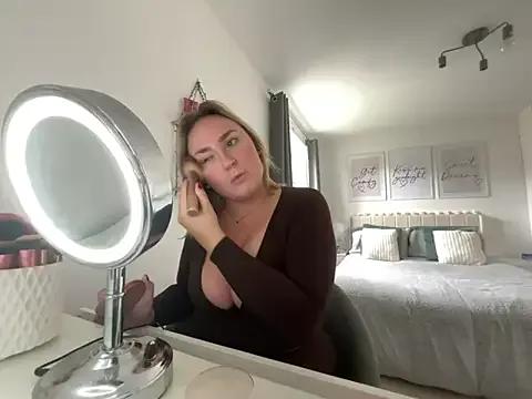 Elliemaee — TEASE UNDERWEAR STRIP 