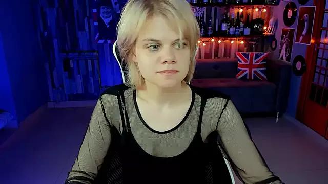 EllieMurler on StripChat 