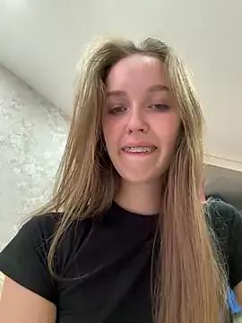 ElliRose on StripChat 
