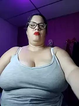 EllisW8 on StripChat 