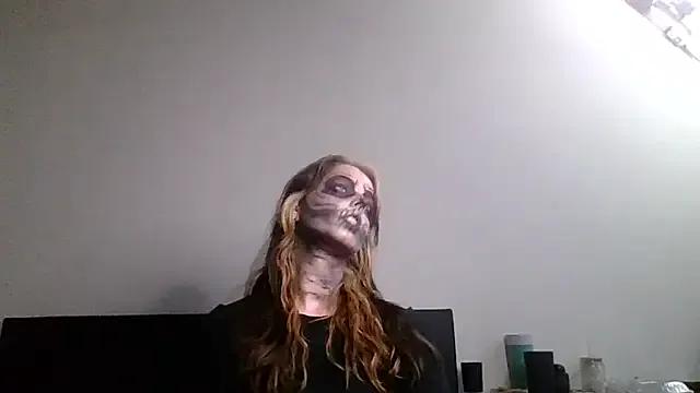 EmeraldVixxxen on StripChat 