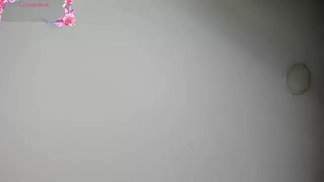 emma__smith1 on StripChat 