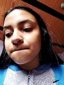 emma_ambar on StripChat 