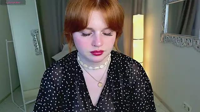 Emma_bb_ on StripChat 
