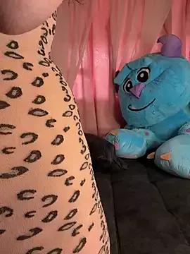 emma_fiore4_ on StripChat 