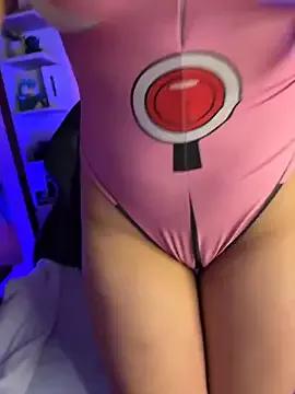 emma_fiore4_ on StripChat 