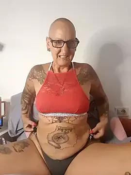 Emma_Milf25 on StripChat 