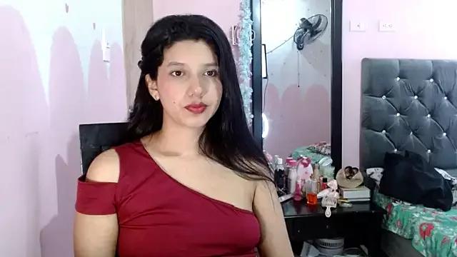 emmariders2 on StripChat 