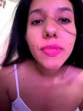 emmariders2 on StripChat 