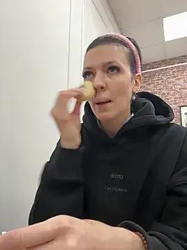 EmmaStarkk — touching boobs