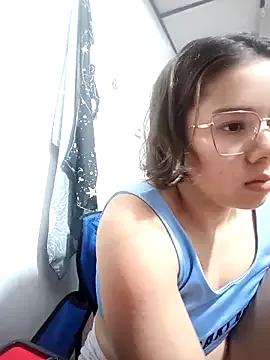 EmmaSulivan on StripChat 