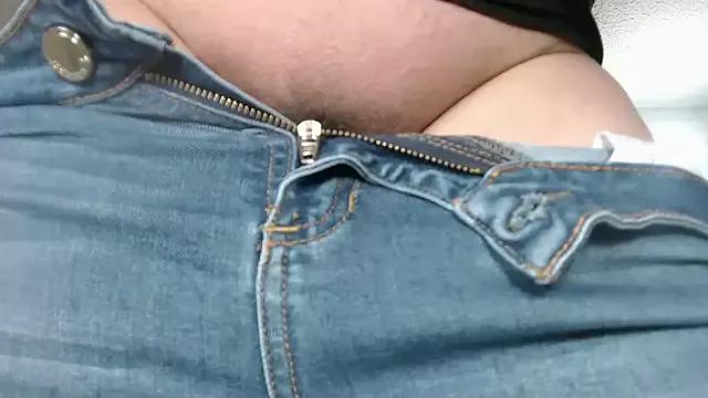 EmmyHornyDirty on StripChat 
