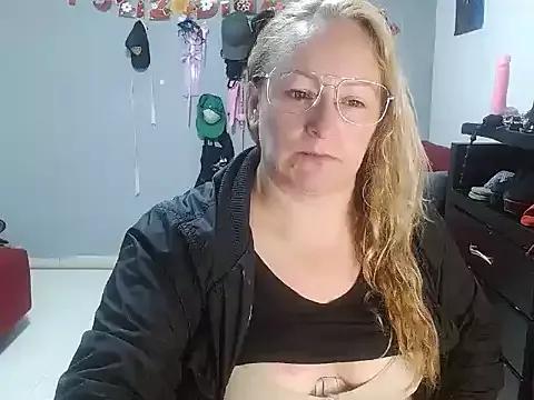 emperabigbootybigass on StripChat 