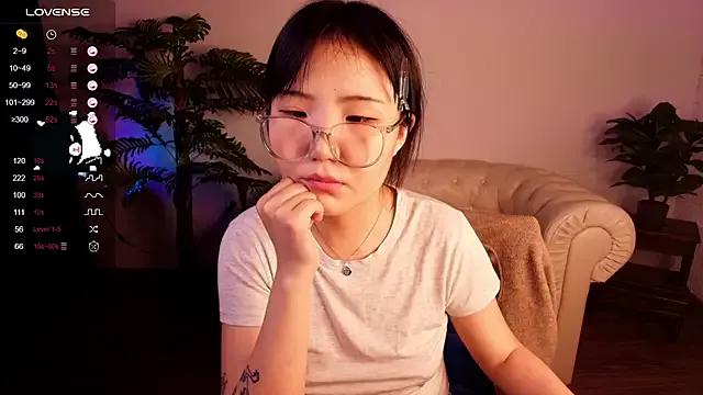 Erikawai — show sporty outfit!