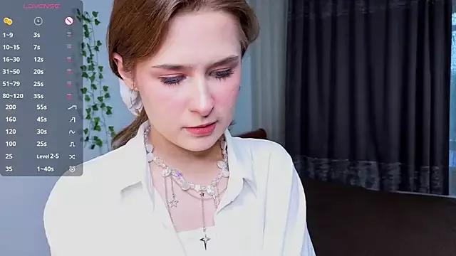ErleneFellt on StripChat 