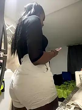 EscorpiLeoncita — 3 fingers in pussy (harder) 