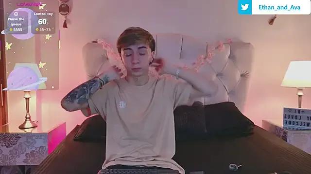ethan_and_ava on StripChat