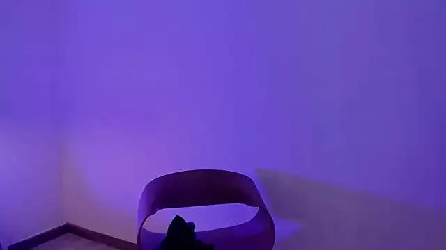 EvaaStevens on StripChat 
